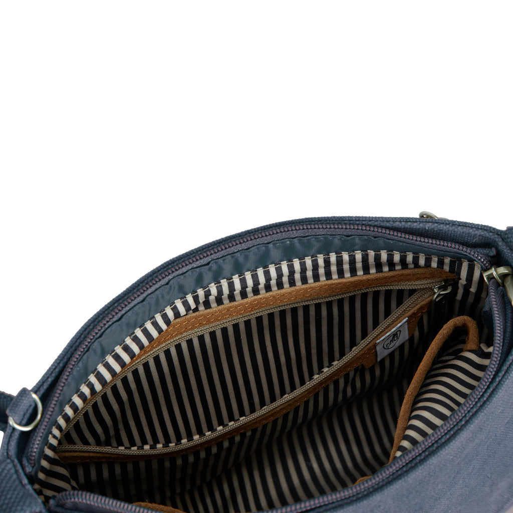 The Heritage Guardian: Anti-Theft Saddle Bag