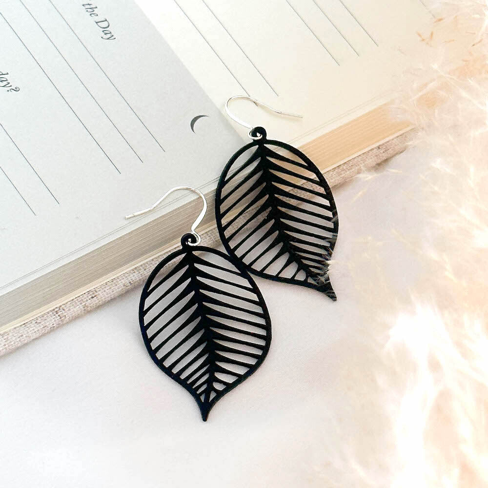 Alisar Silicone Earrings – A Path of Equality by Hanna Alpimaa