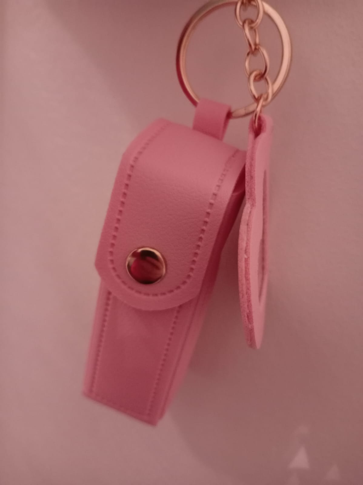 The Aura Heart Glow – Leather Lipstick Case & Mirror Keychain